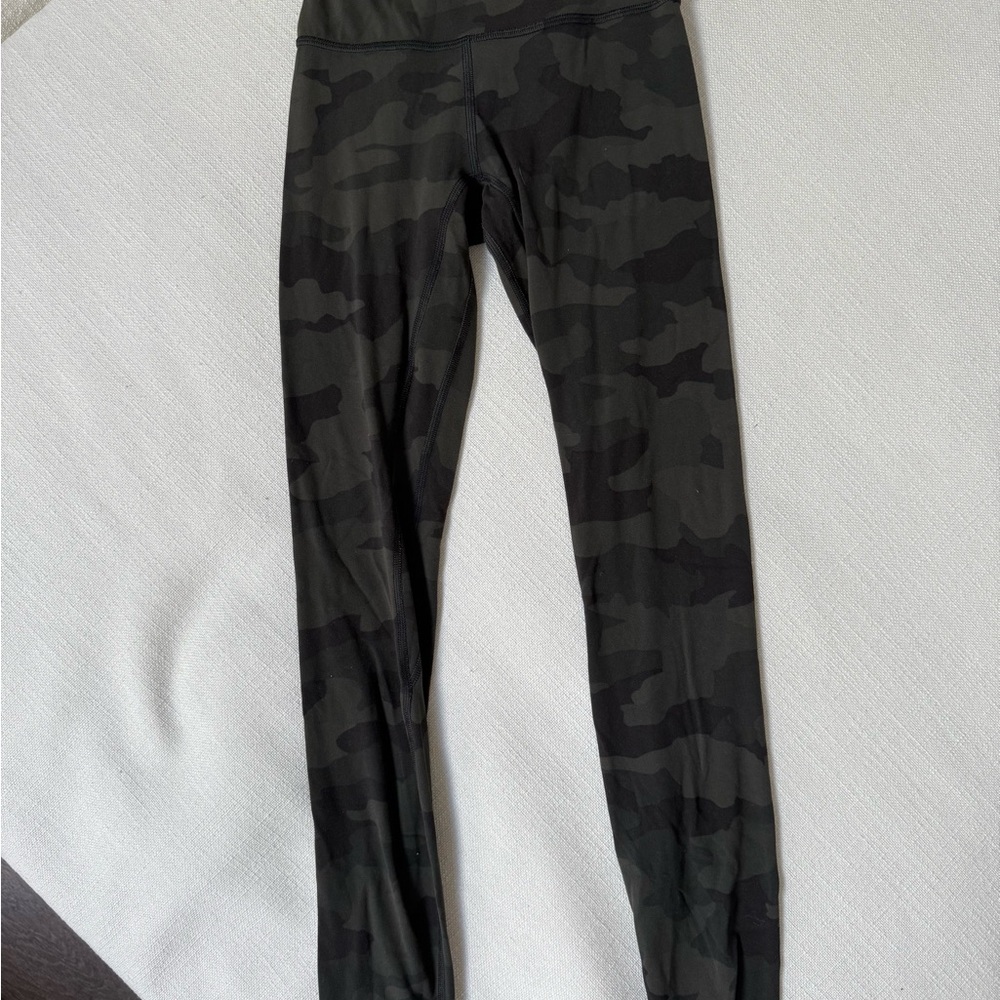 Green camo lululemon high rise align leggings 28”